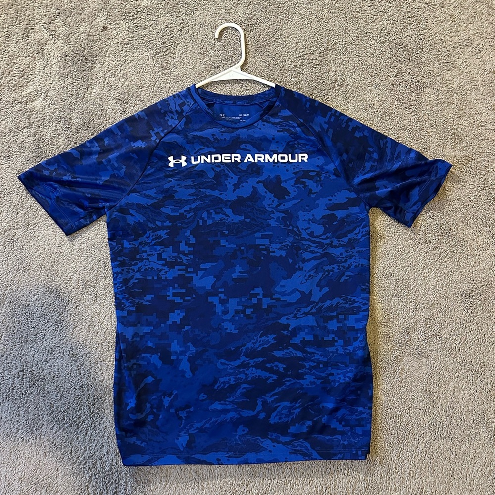 Under Armour Shirt Medium Blue